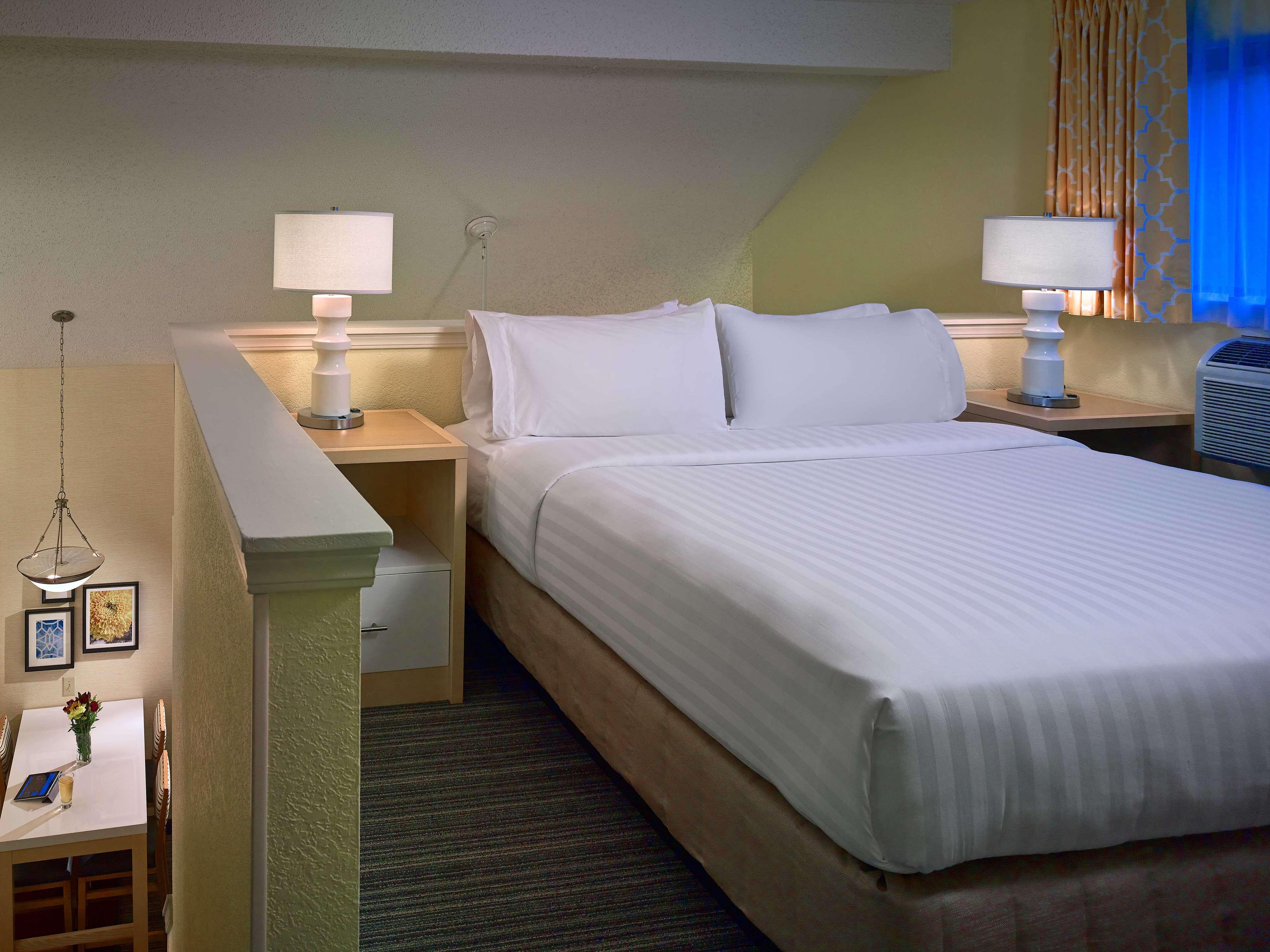 Sonesta Es Suites Cleveland Уестлейк Екстериор снимка